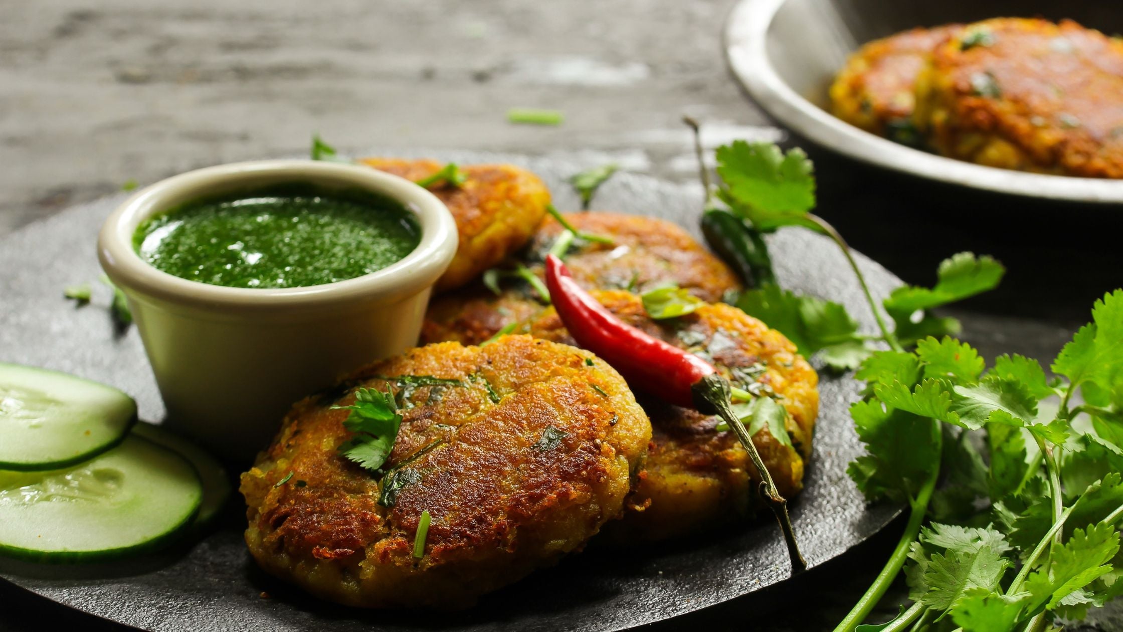 Khaati Meethi Aloo Tikki